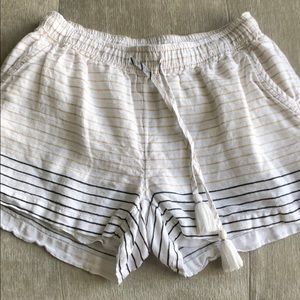 Vineyard Vines shorts